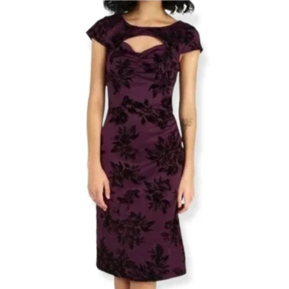 Modcloth Dresses & Skirts - ModCloth Purple Amethyst Floral Dear Fiery Cutout Velvet Dress Size XL